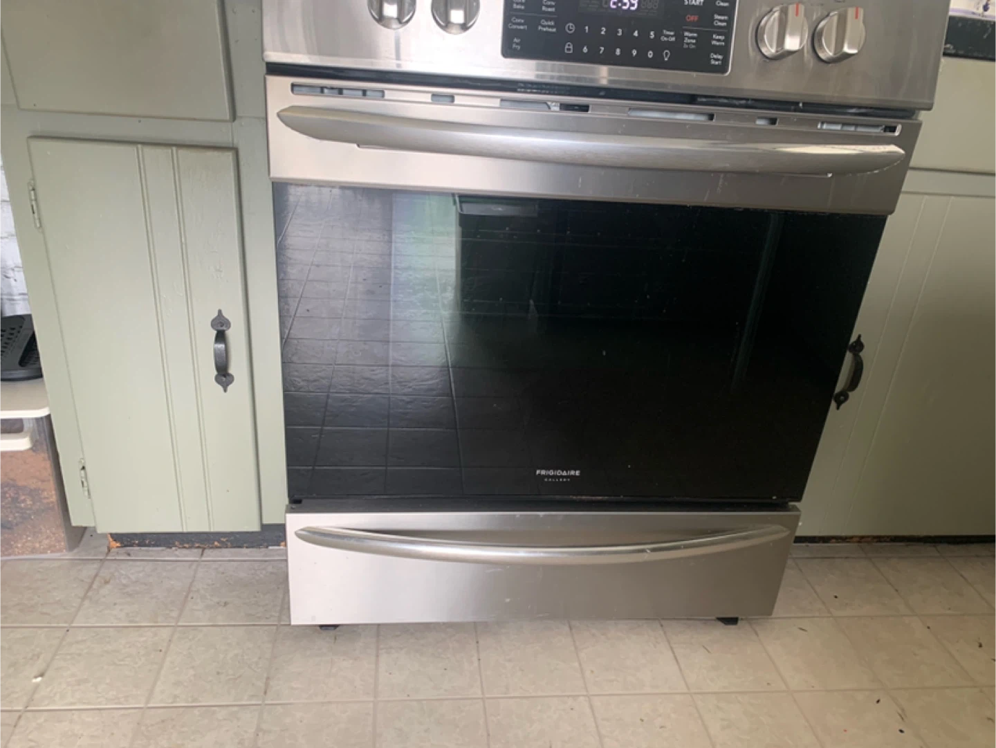 Frigidaire Electric Range