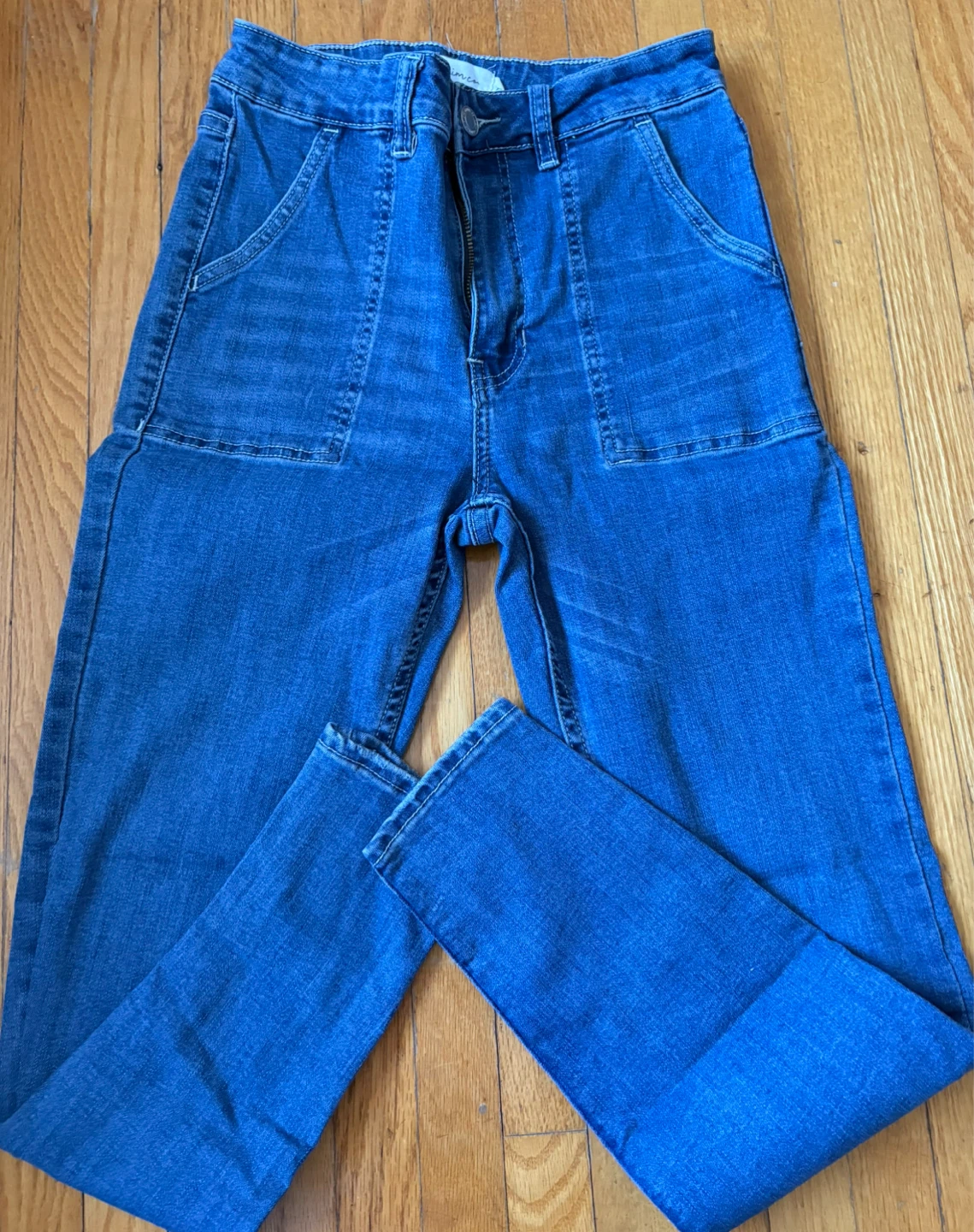 jeans
