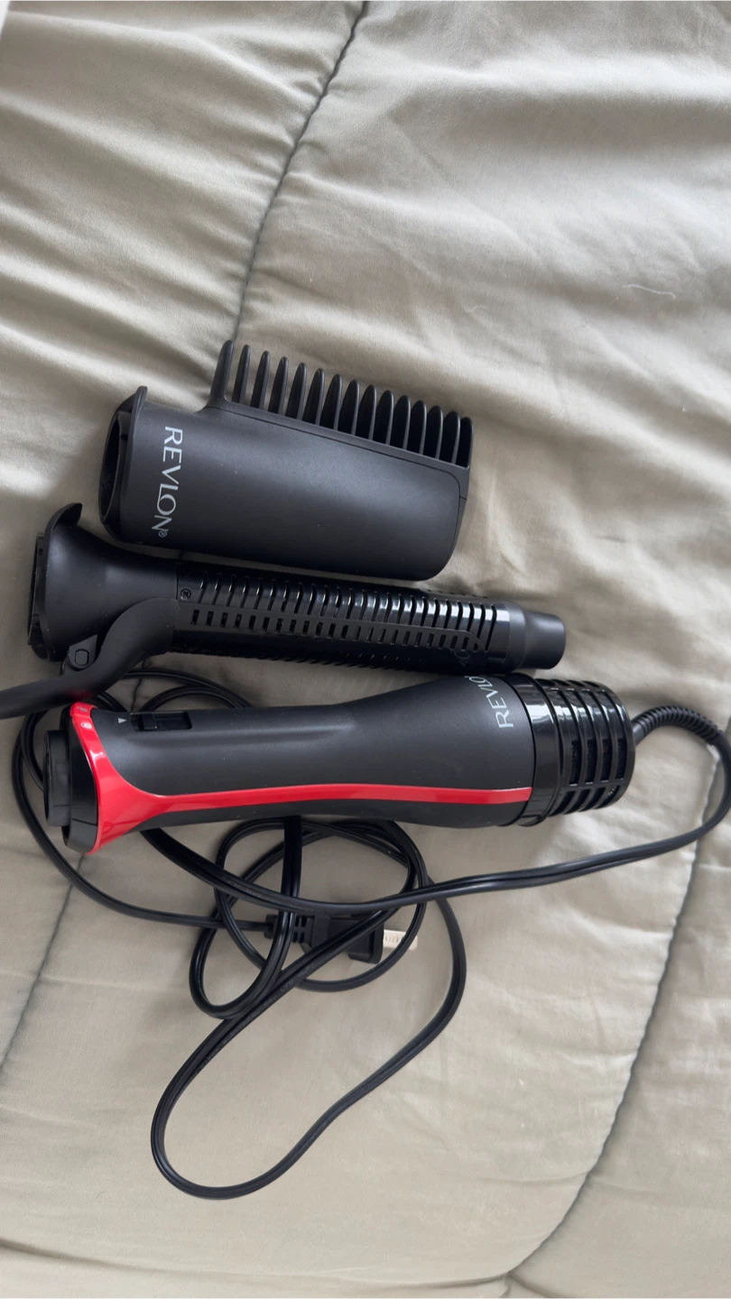 Revlon 2-in-1 Hot Air Brush & Styler