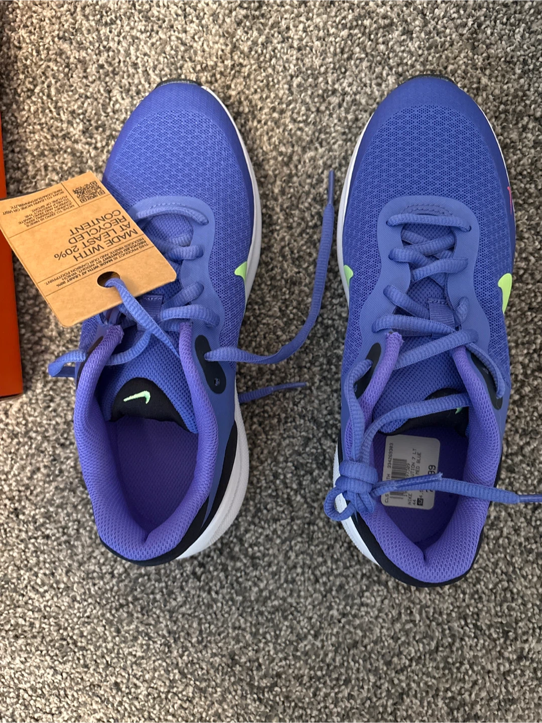 New Size 4.5 Nike Revolution 7 Kids Shoes