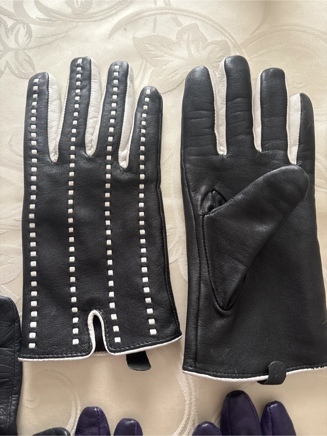 Leather Gloves - 3 pairs S-XS size - photo 2