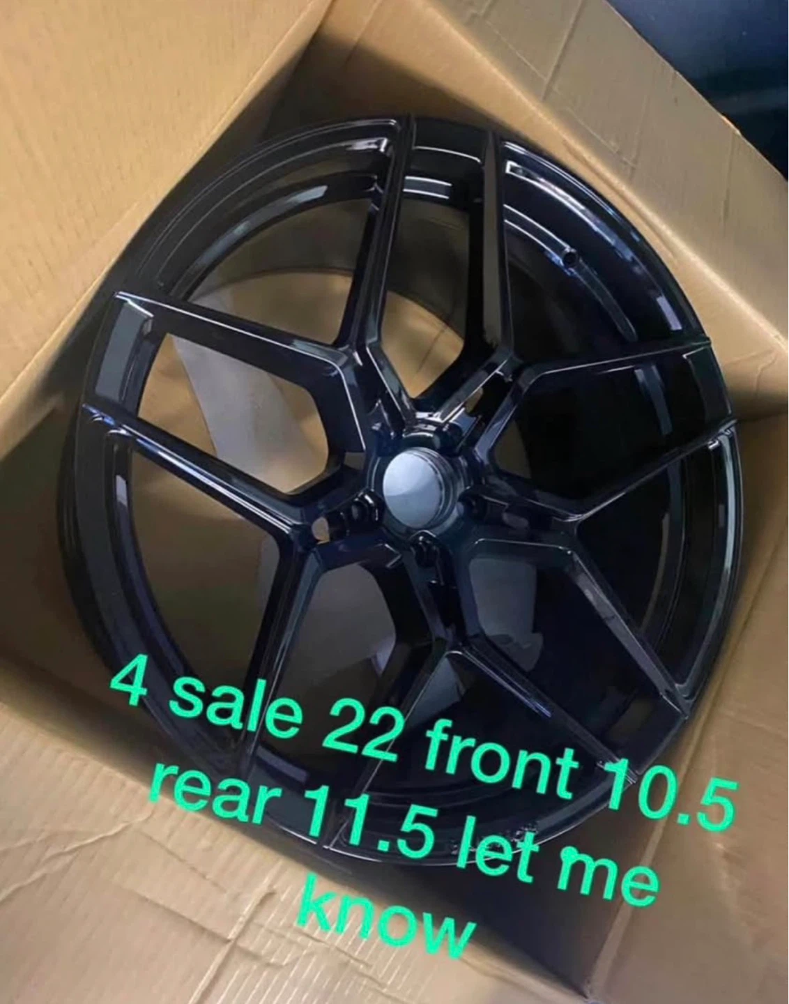 22" Black Alloy Wheels - Front 10.5", Rear 11.5"