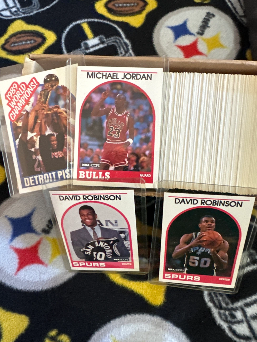Mixed Lot of NBA, NFL, NHL and Baseball Trading Cards - photo 5