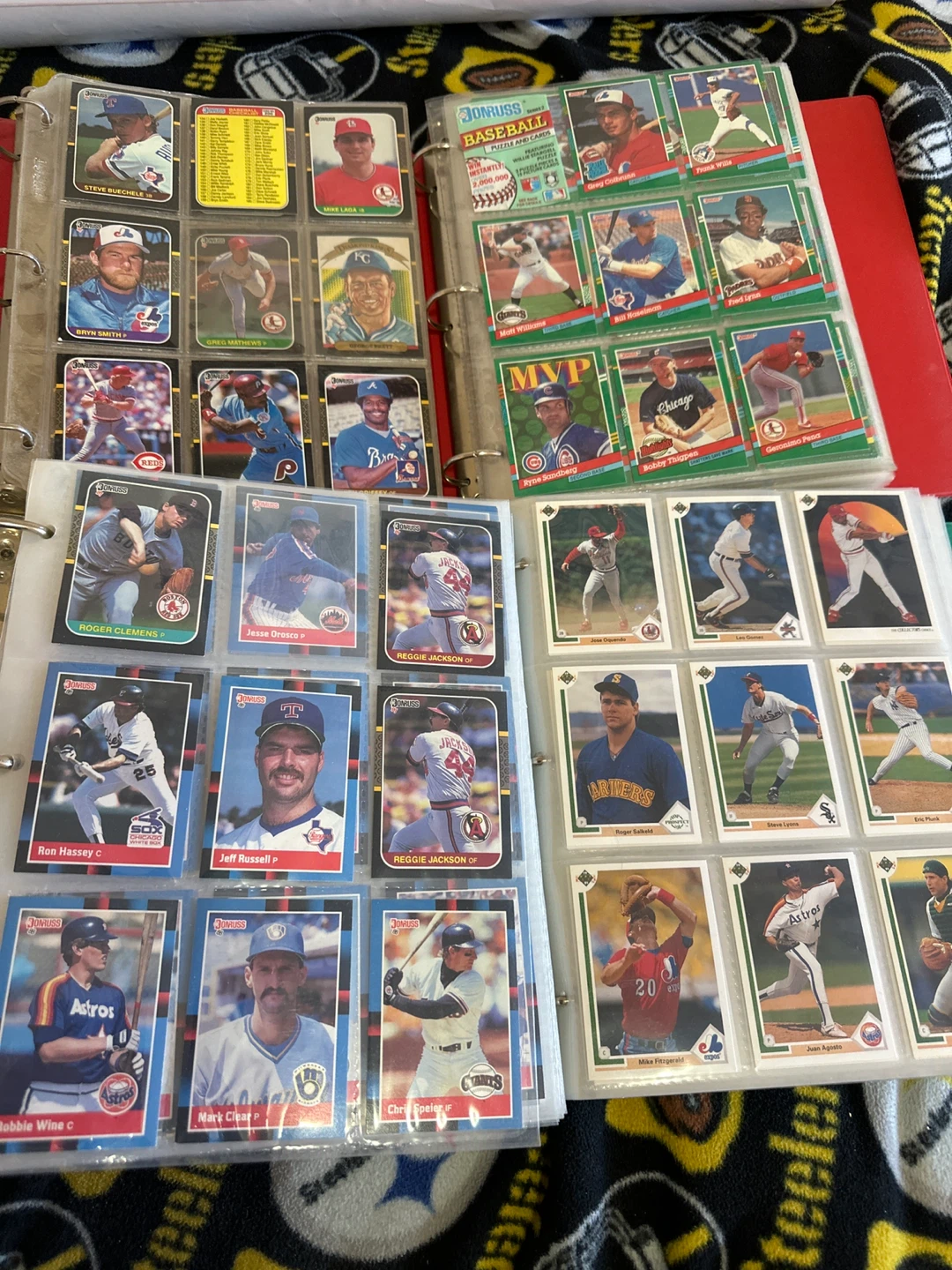 Mixed Lot of NBA, NFL, NHL and Baseball Trading Cards