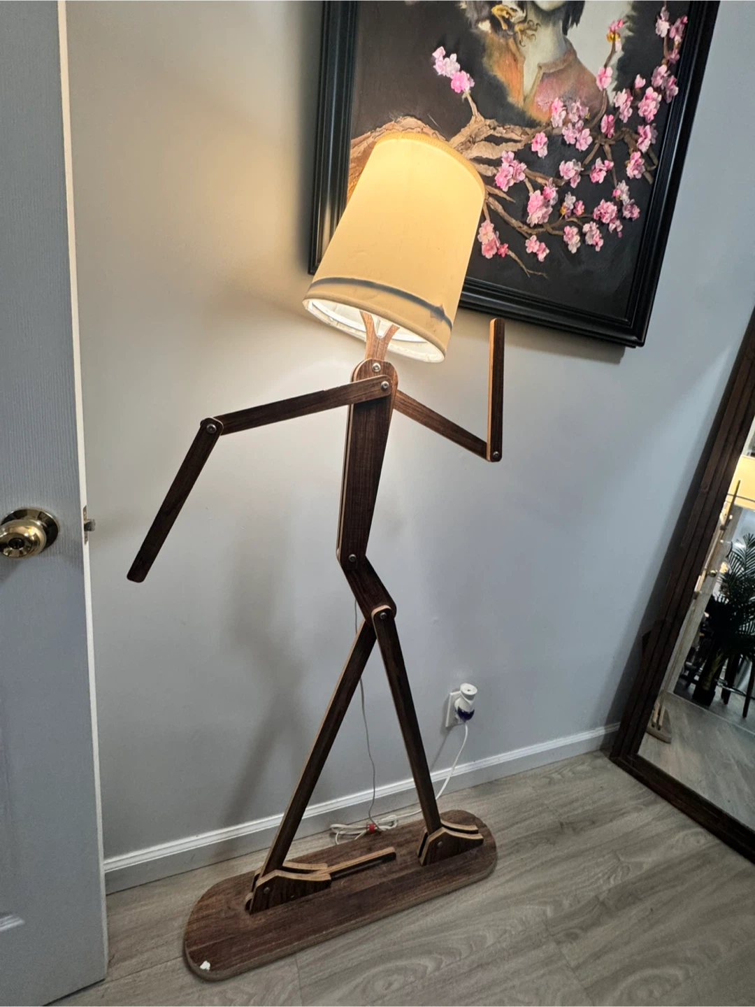 Articulated Wooden Floor Lamp - photo 3