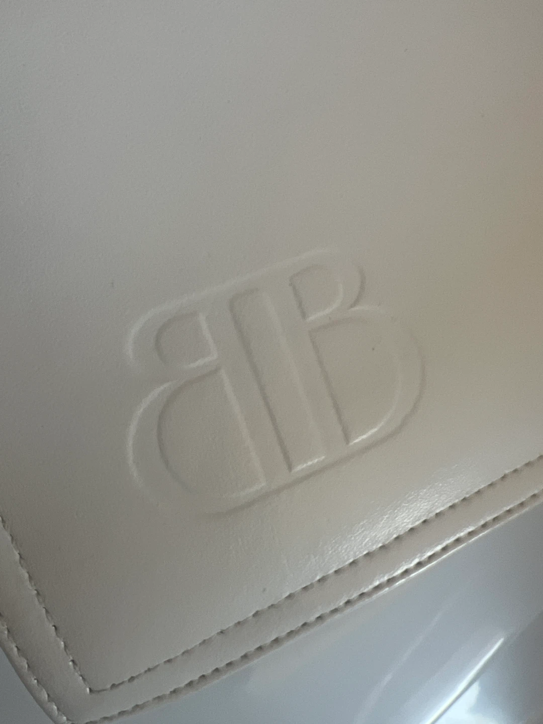 Bibawy White Leather Handbag - photo 2