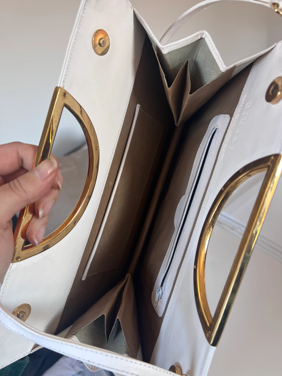 Bibawy White Leather Handbag - photo 3