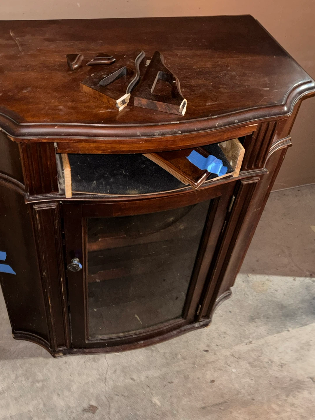 Antique Wooden Wine Cabinet - photo 2