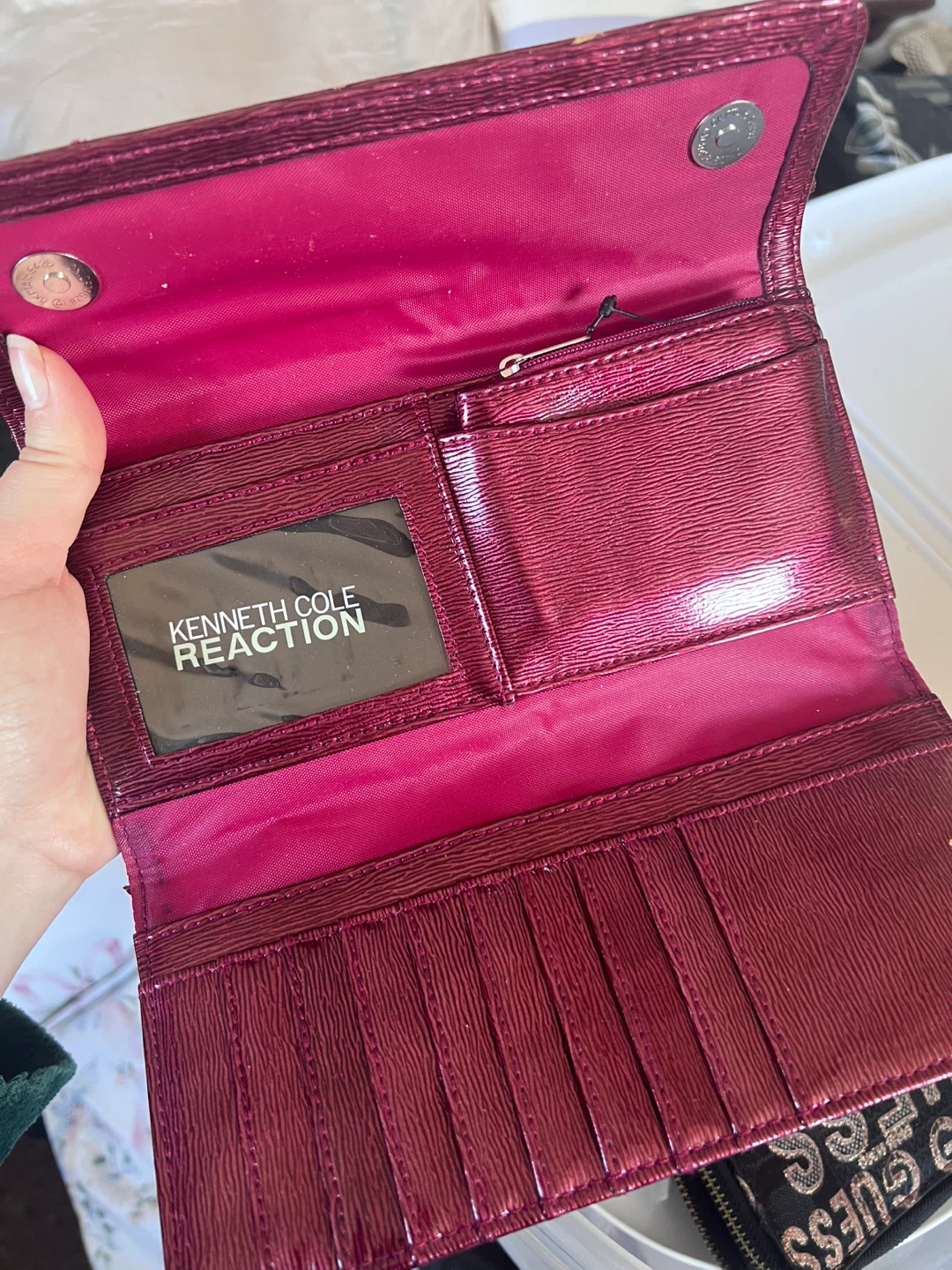 Kenneth Cole Reaction Wallet - Burgundy - photo 3