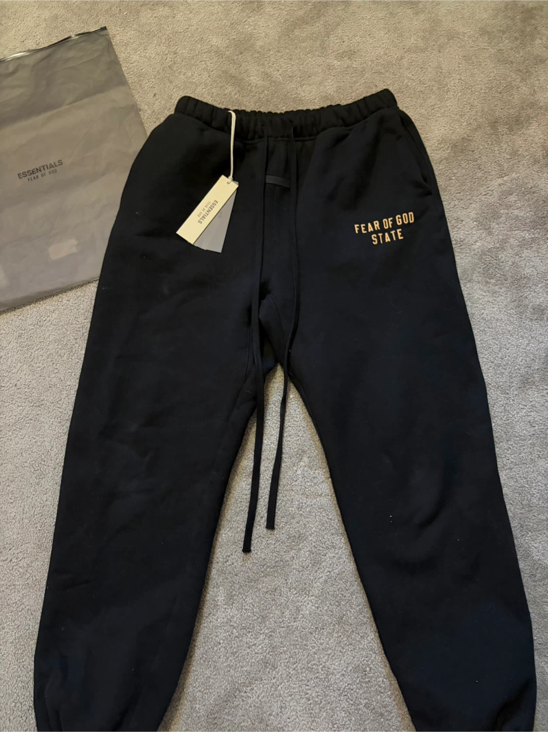 REAL ESSENTIALS Fear of God Sweatpants Black Size S