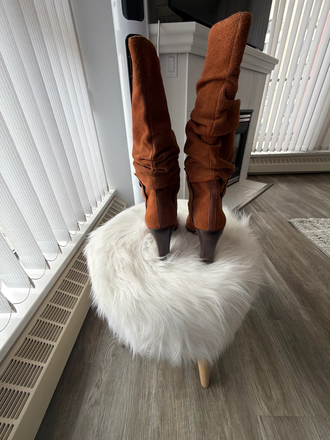 Designer Brown Suede Heeled Boots - photo 4