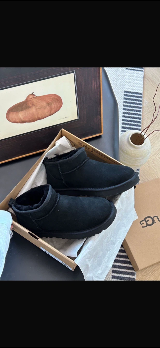 UGG Australia Black Suede Sheepskin Boots