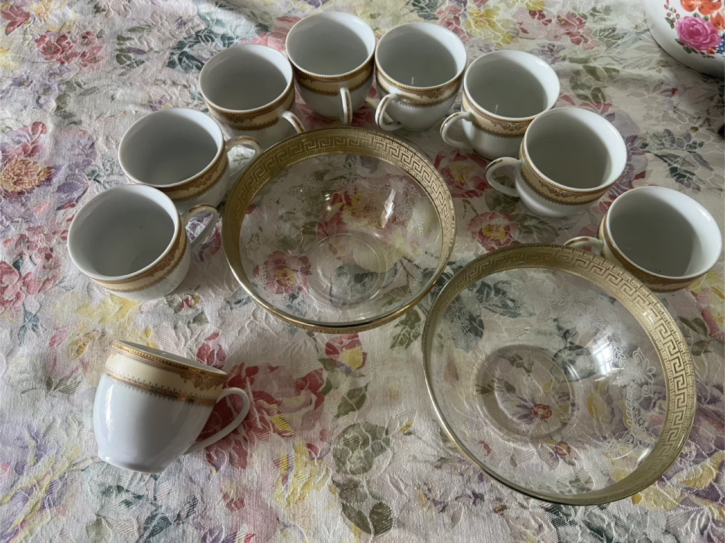 Set of 8 Coffee Cups and 2 Glass Bowls with Gold Trim - photo 2
