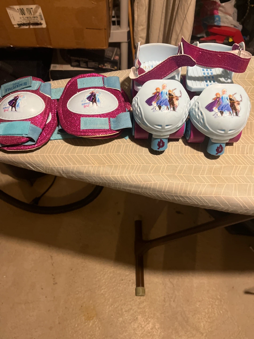 Frozen II Kids Roller Skates and Protective Gear Set