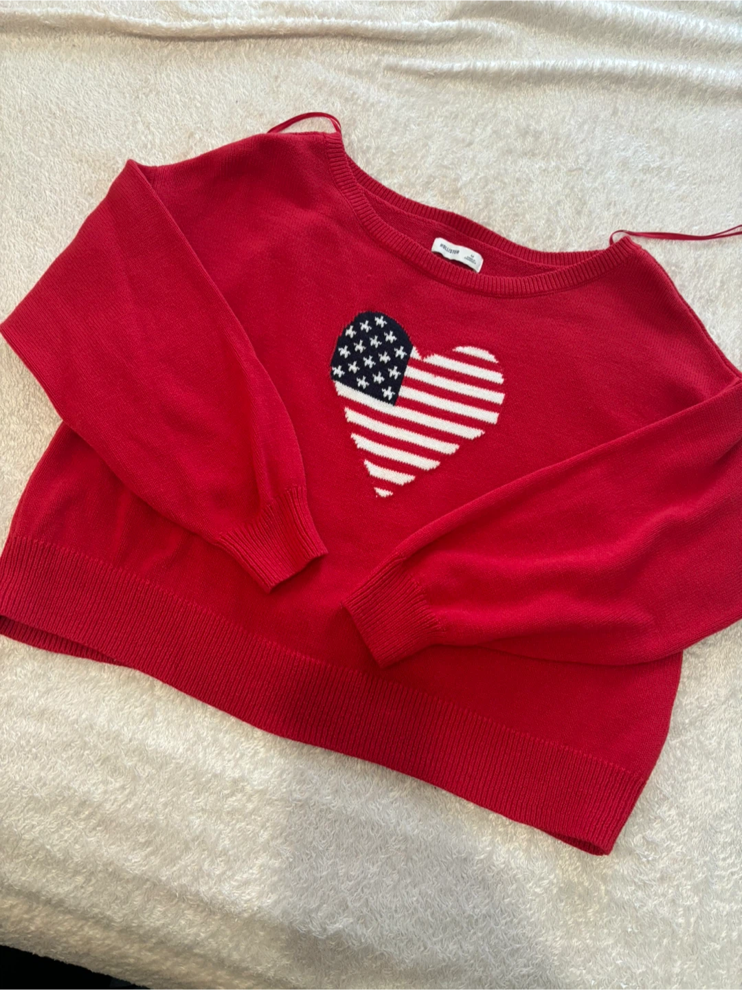 Hollister Red Sweater with American Flag Heart - Size M - photo 2