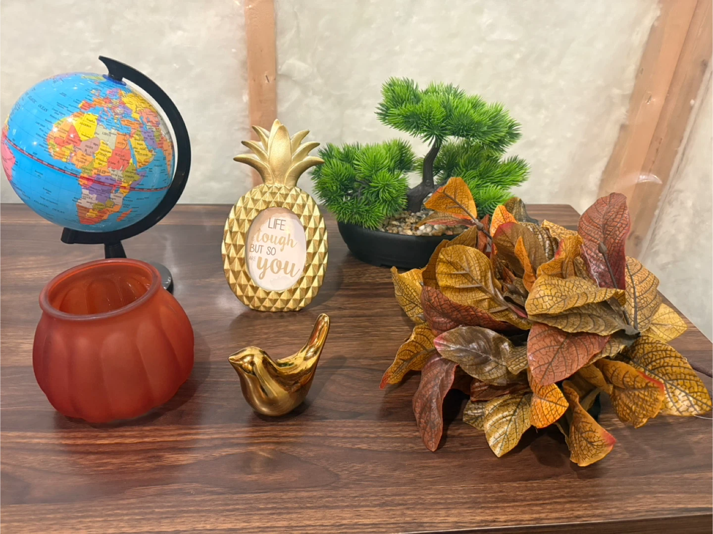 Multiple decorative items for sale