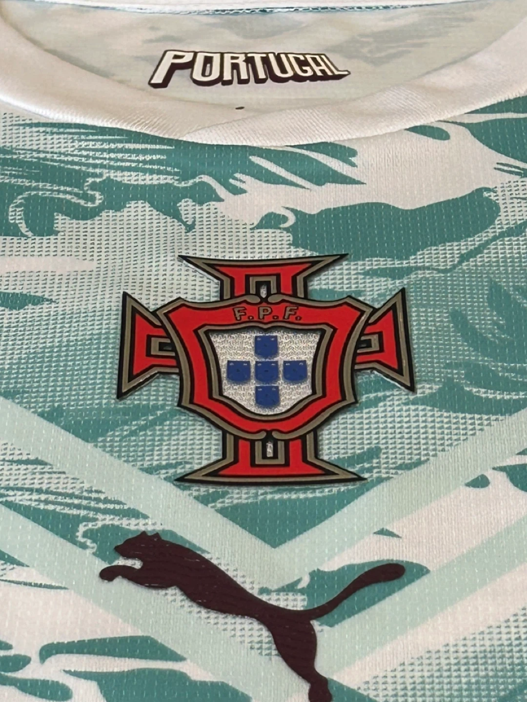 2026 Portugal home and away World Cup jerseys - photo 5
