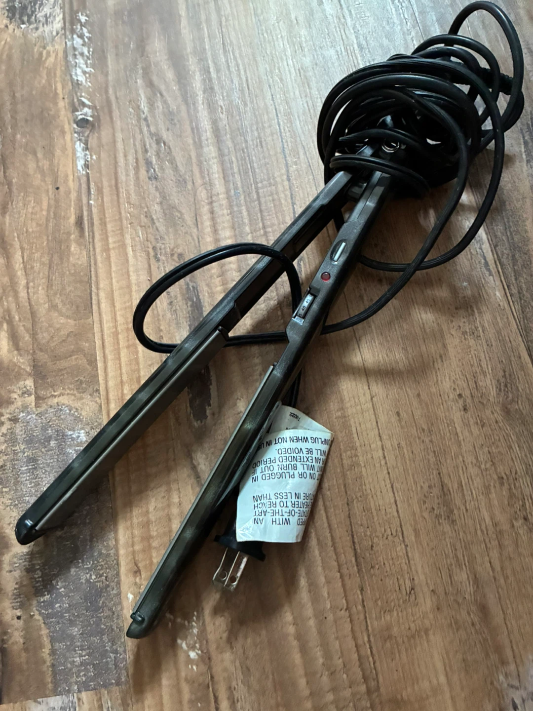 Black Ceramic Hair Straightener - photo 3