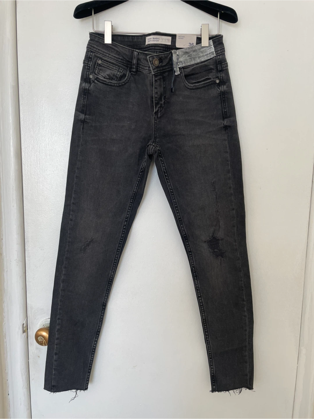NWT ZARA BASIC Mid Rise Skinny Jeans - Size 36 - Grey