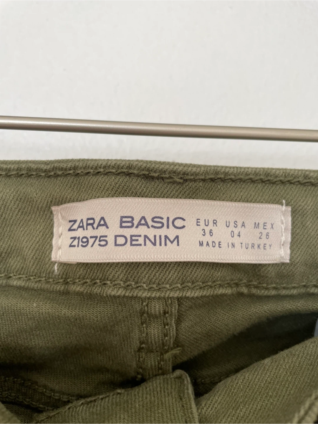 NWT Zara Basic Mid Rise Skinny Jeans Floral Embroidered Size 36 - photo 3