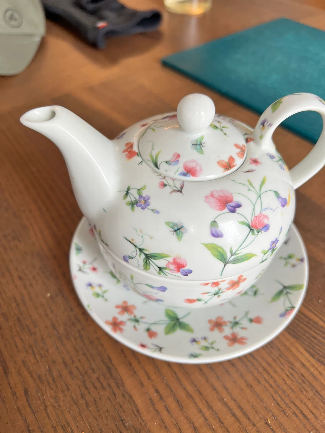 Vintage Teapot and a cup - photo 2