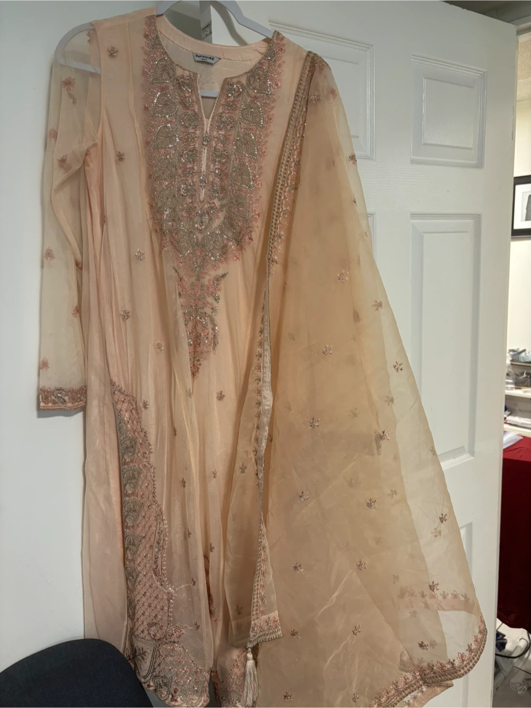 Sapphire Women's Embroidered Kameez and Dupatta Set - photo 2