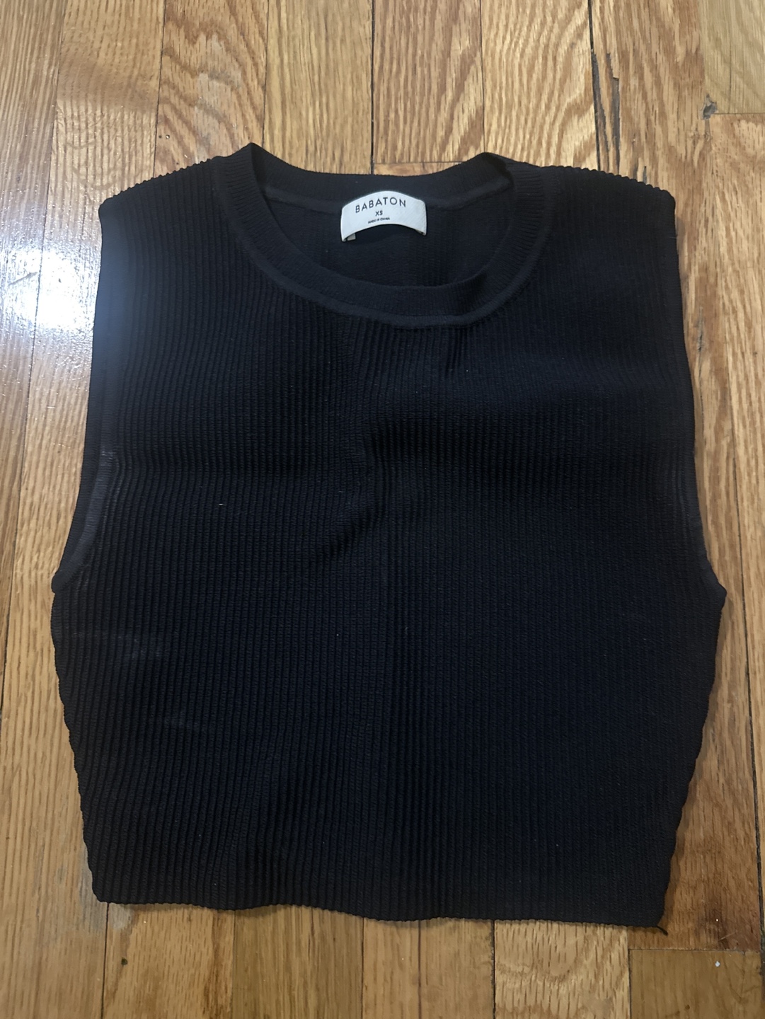 Babaton black ribbed cropped top