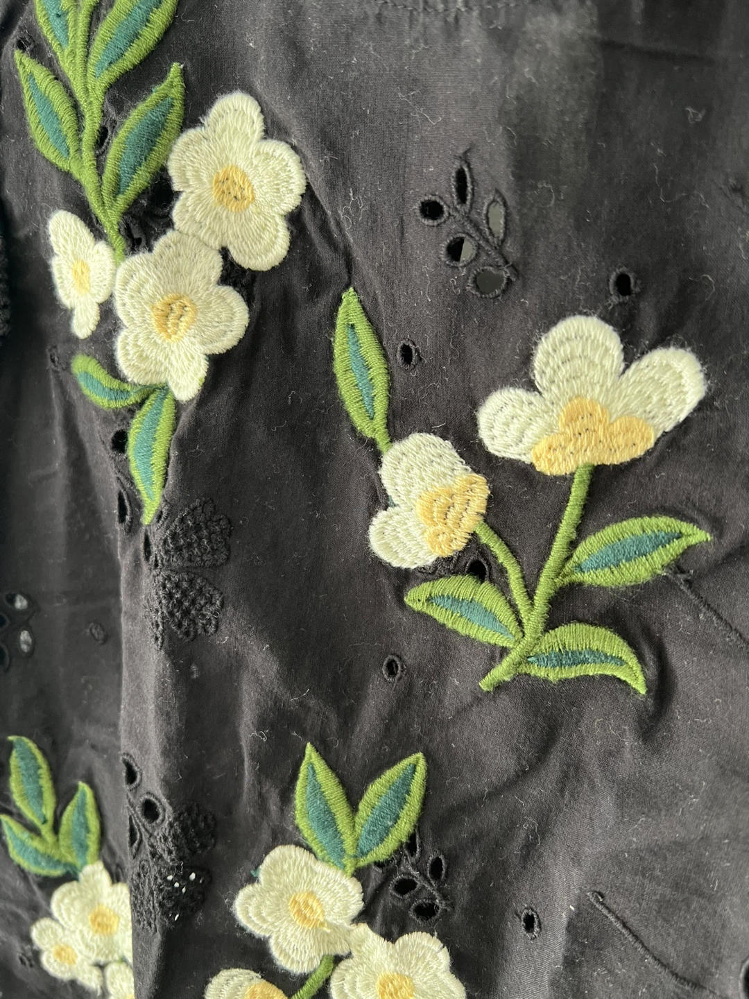 Zara Black Embroidered Flower Blouse - photo 2