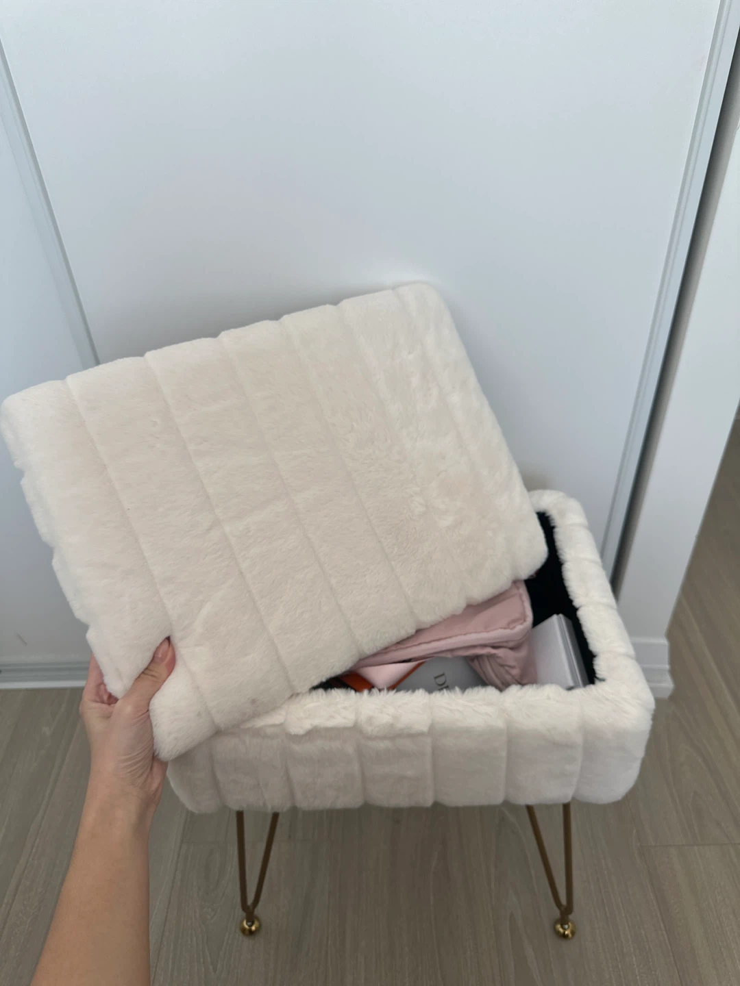 Vanity Stool Chair Faux Fur with Storage - photo 2