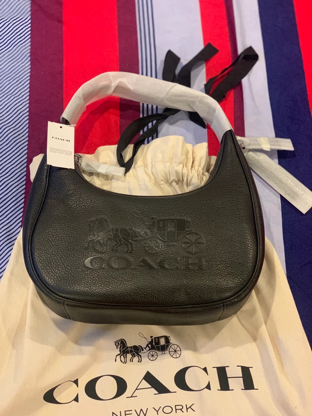 Coach Black Leather Hobo Handbag with Horse and Carriage Logo - photo 2