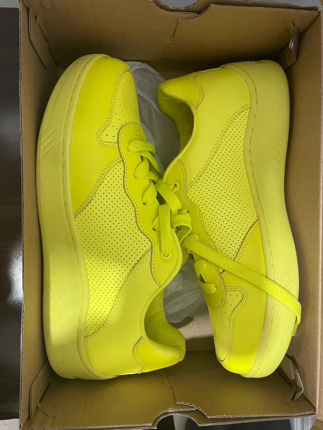 Skechers Street Los Angeles Neon Yellow Sneakers