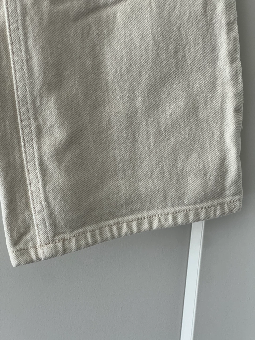Cream Straight Jeans - photo 4