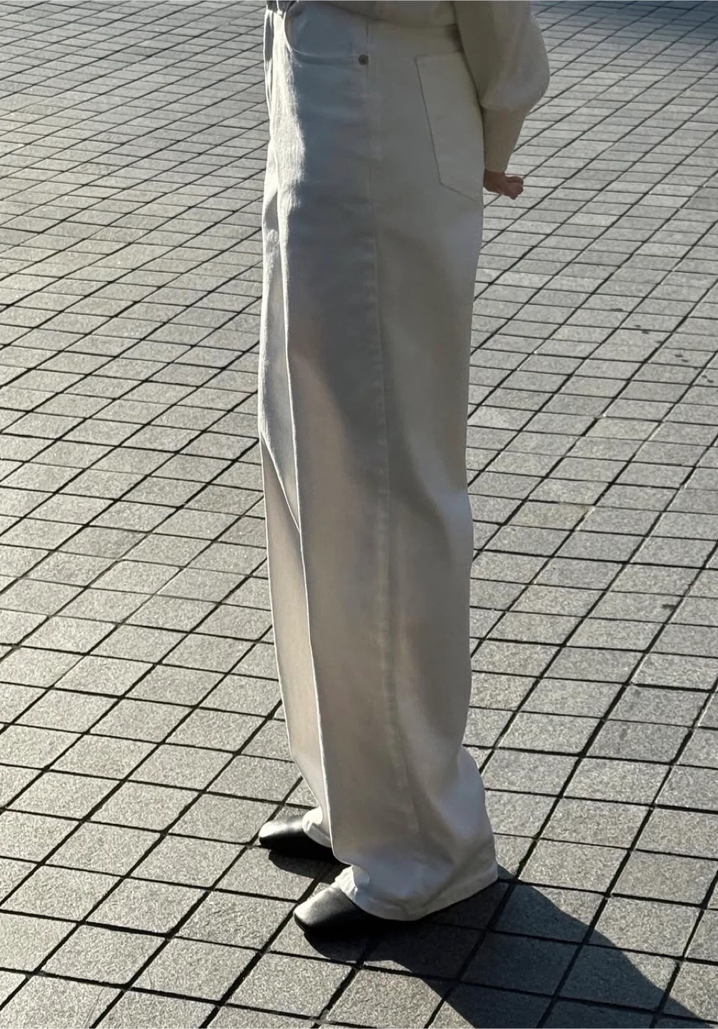 Cream Straight Jeans - photo 2
