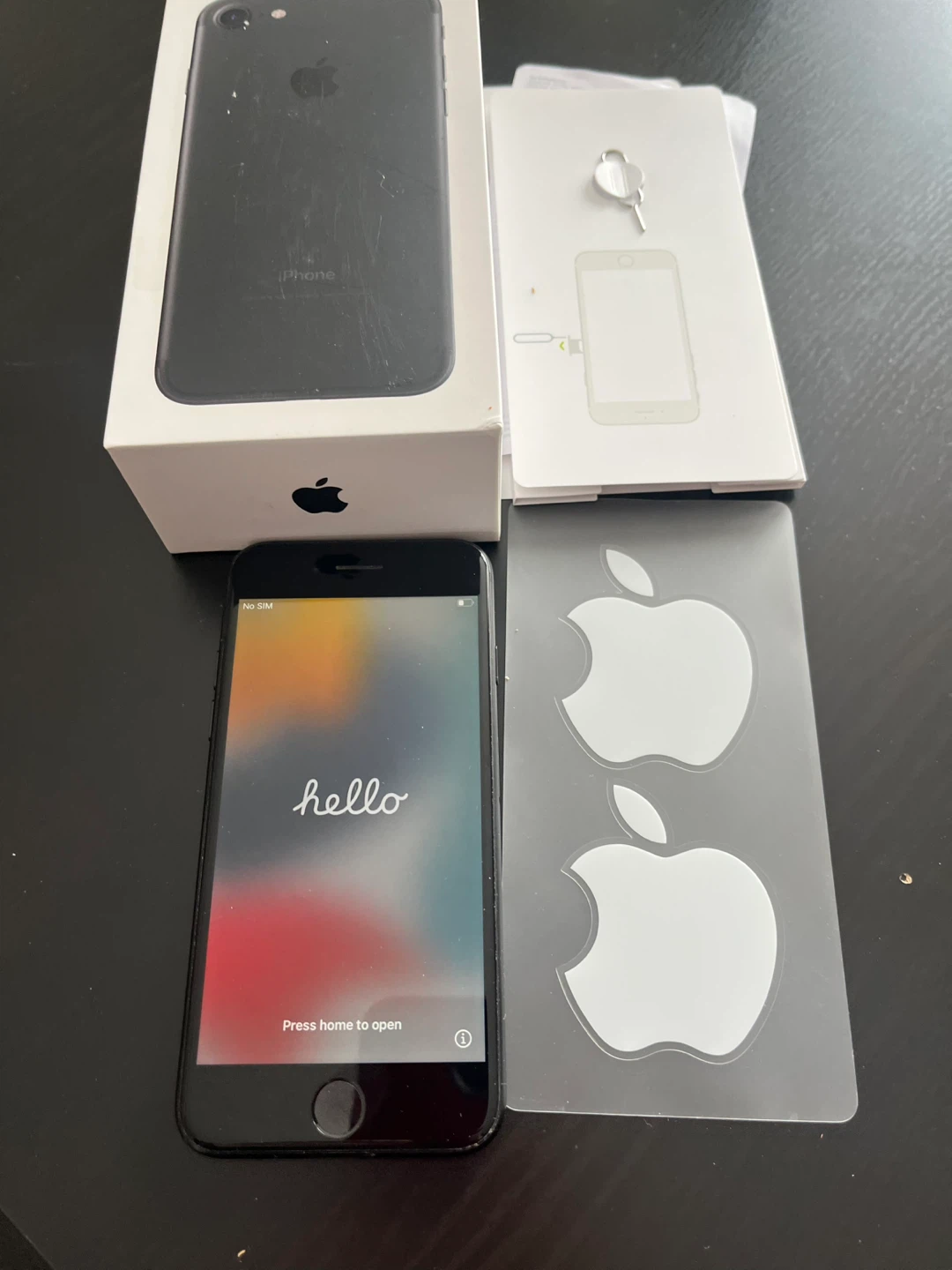 Apple iPhone 7 - 32GB - Black (Unlocked)