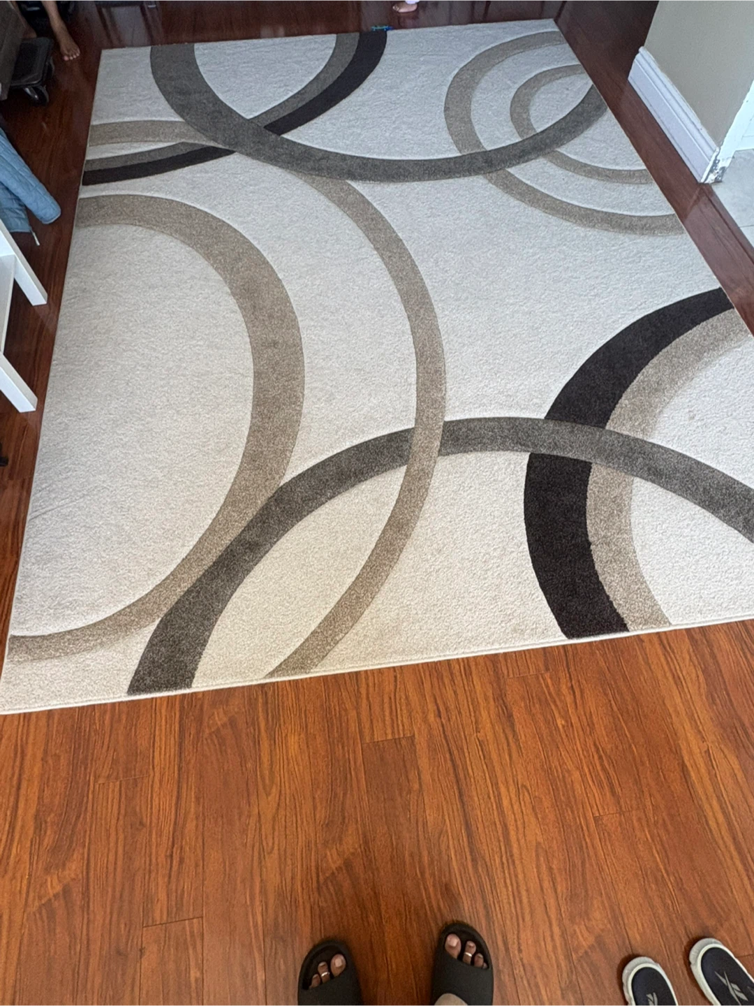 Modern Abstract Area Rug - photo 2