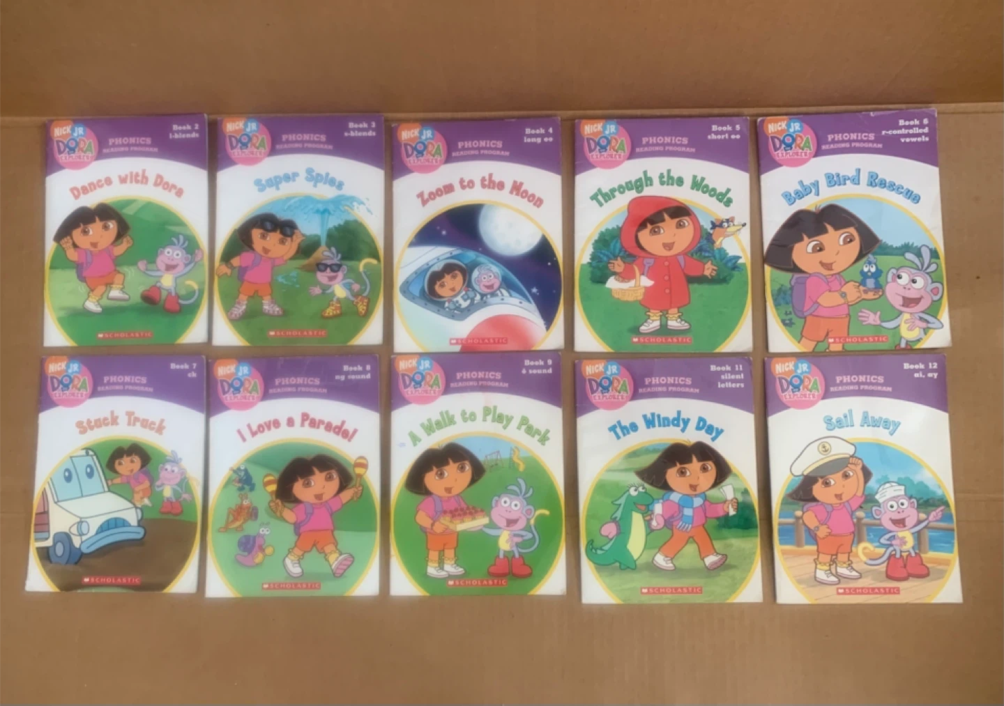 Scholastic Children's Book Lot with Dora Phonics Set- 14 books - photo 2