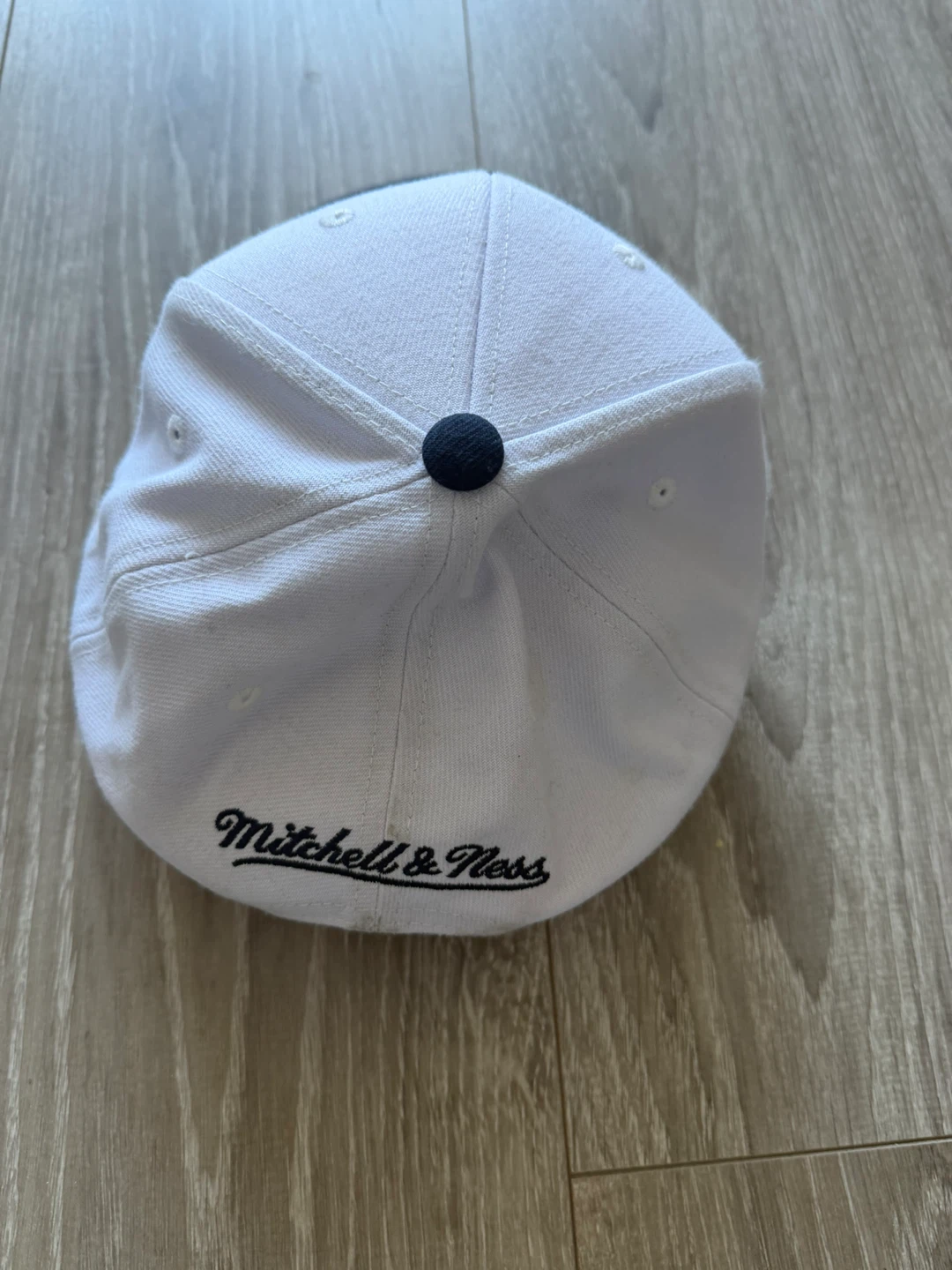Mitchell & Ness Toronto Maple Leafs Baseball Cap - photo 3
