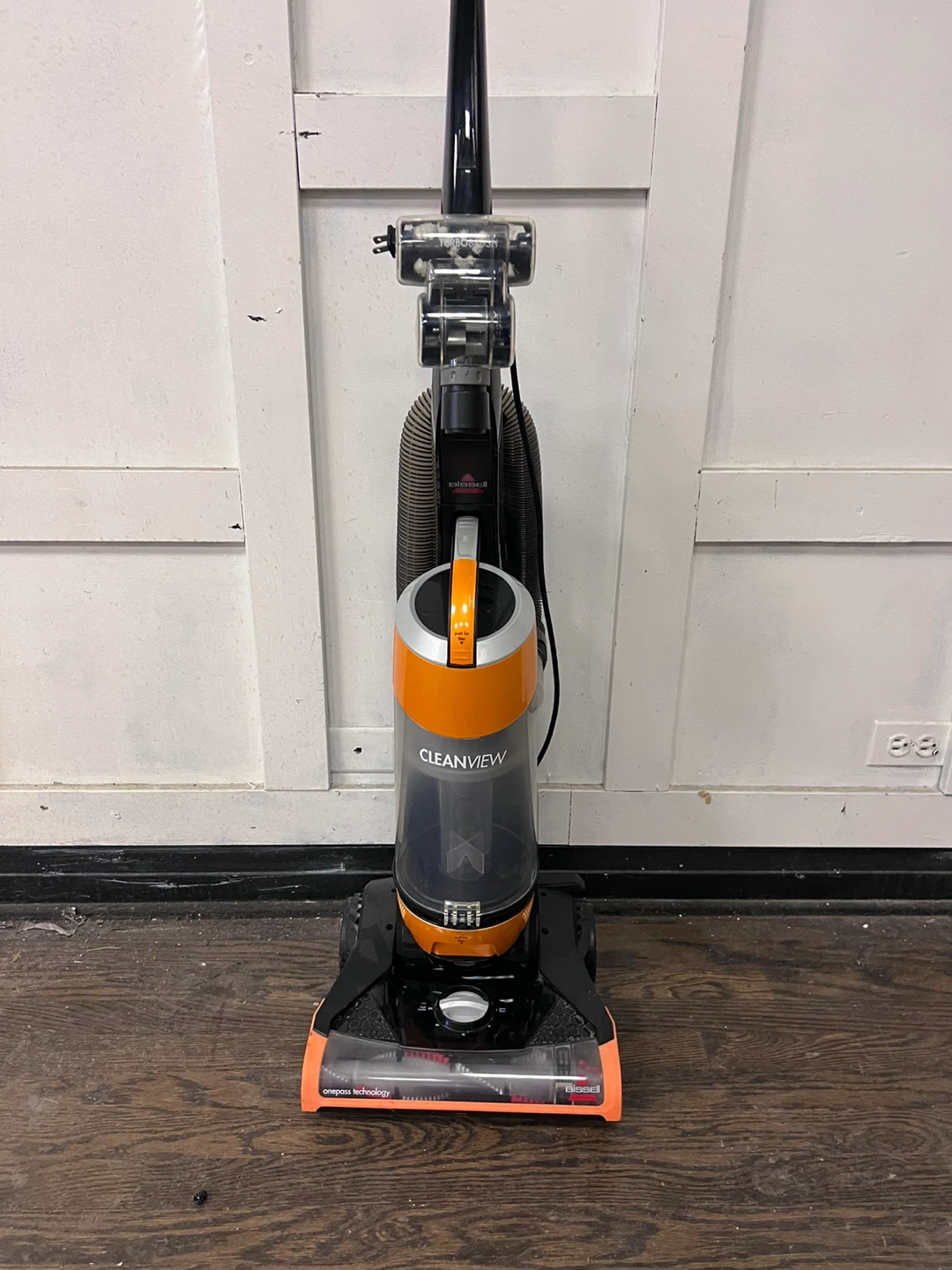 Bissell CleanView Vacuum Cleaner