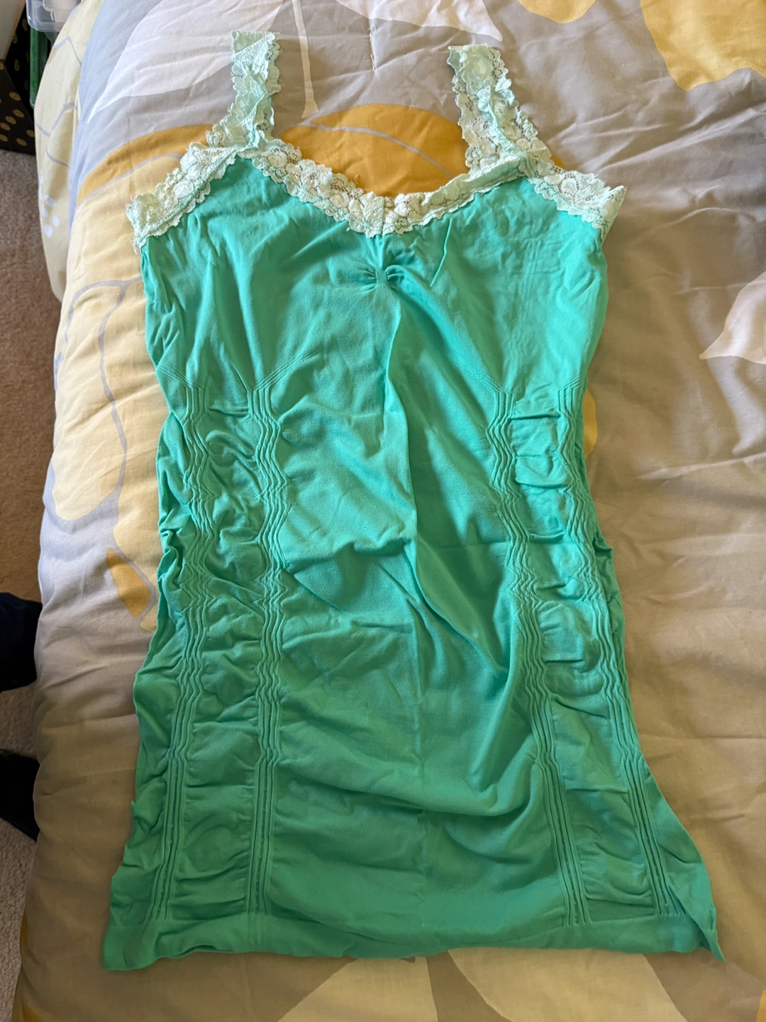 Kismet Women's Lace Trim Tank Top 🥕