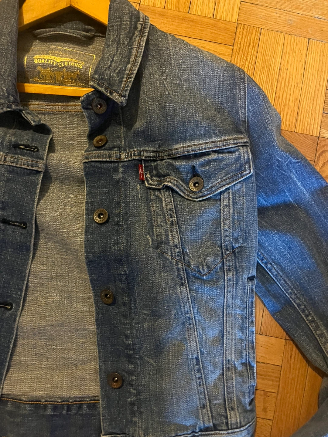 Levi's Denim Jacket women’s small light acid wash - photo 3