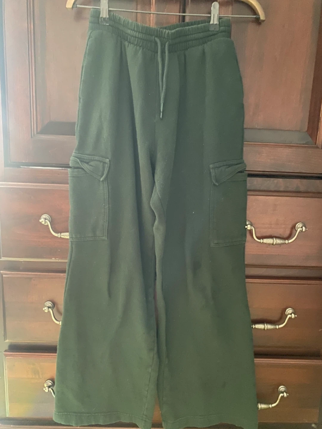 Dark Green Cargo Sweatpants
