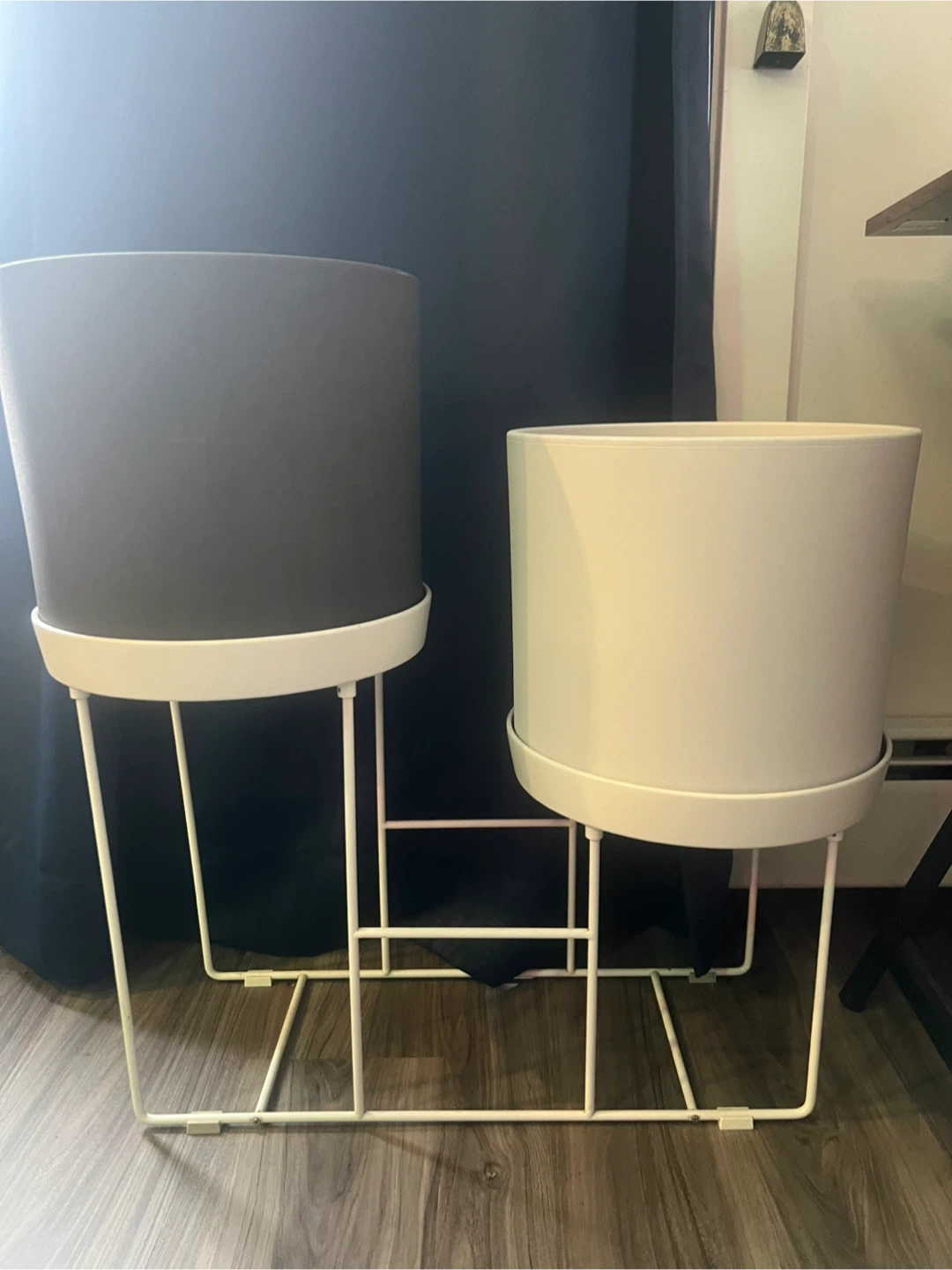 Metal Plant Stand with Two Pots (Grey & White)