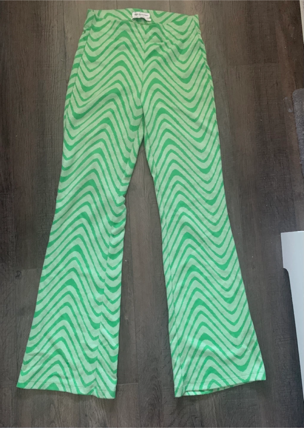 Urban Outfitters Green Wavy Print Bell Bottom Pants - photo 3