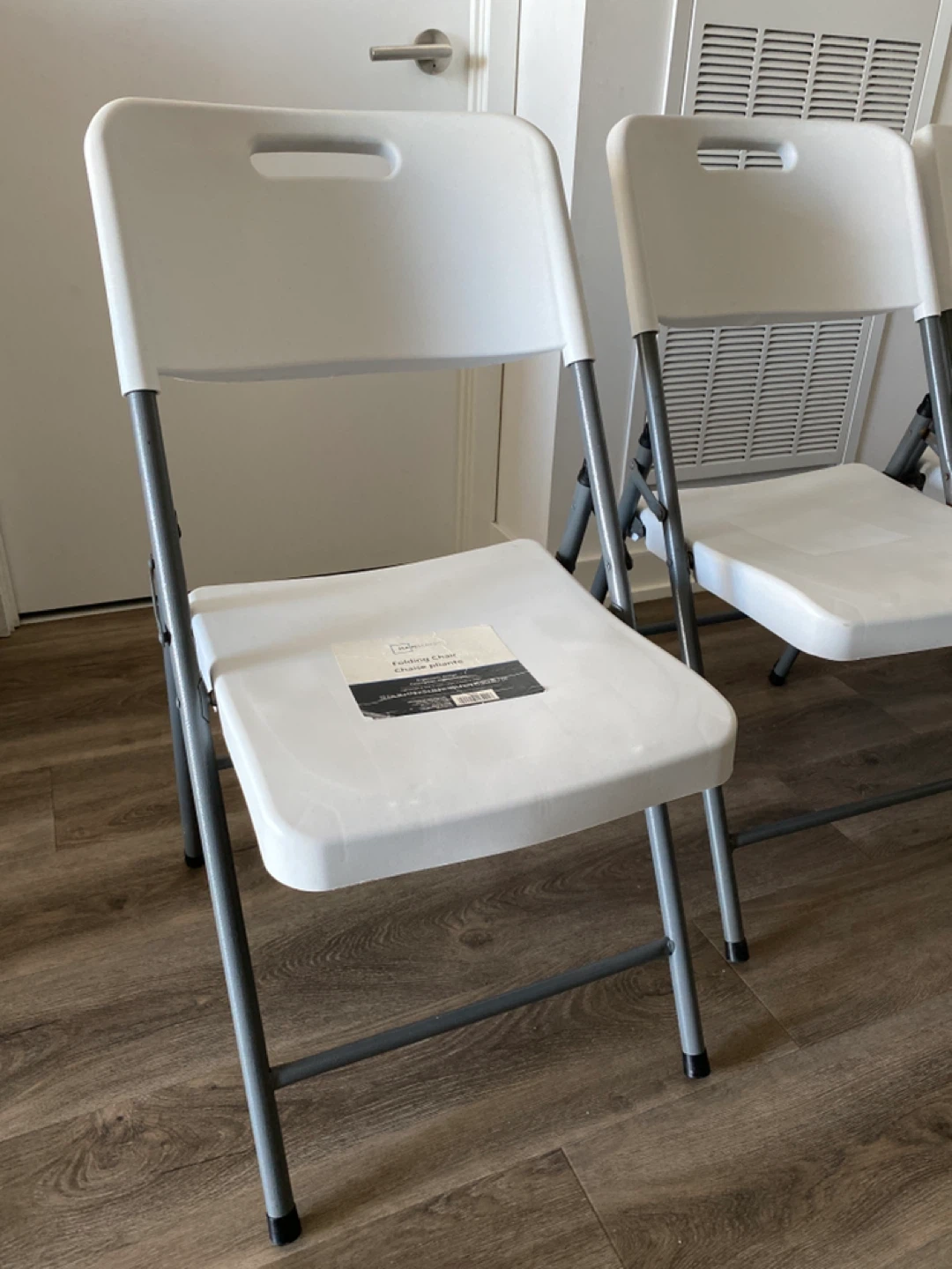 White Folding Chairs (Set of 4) - photo 3