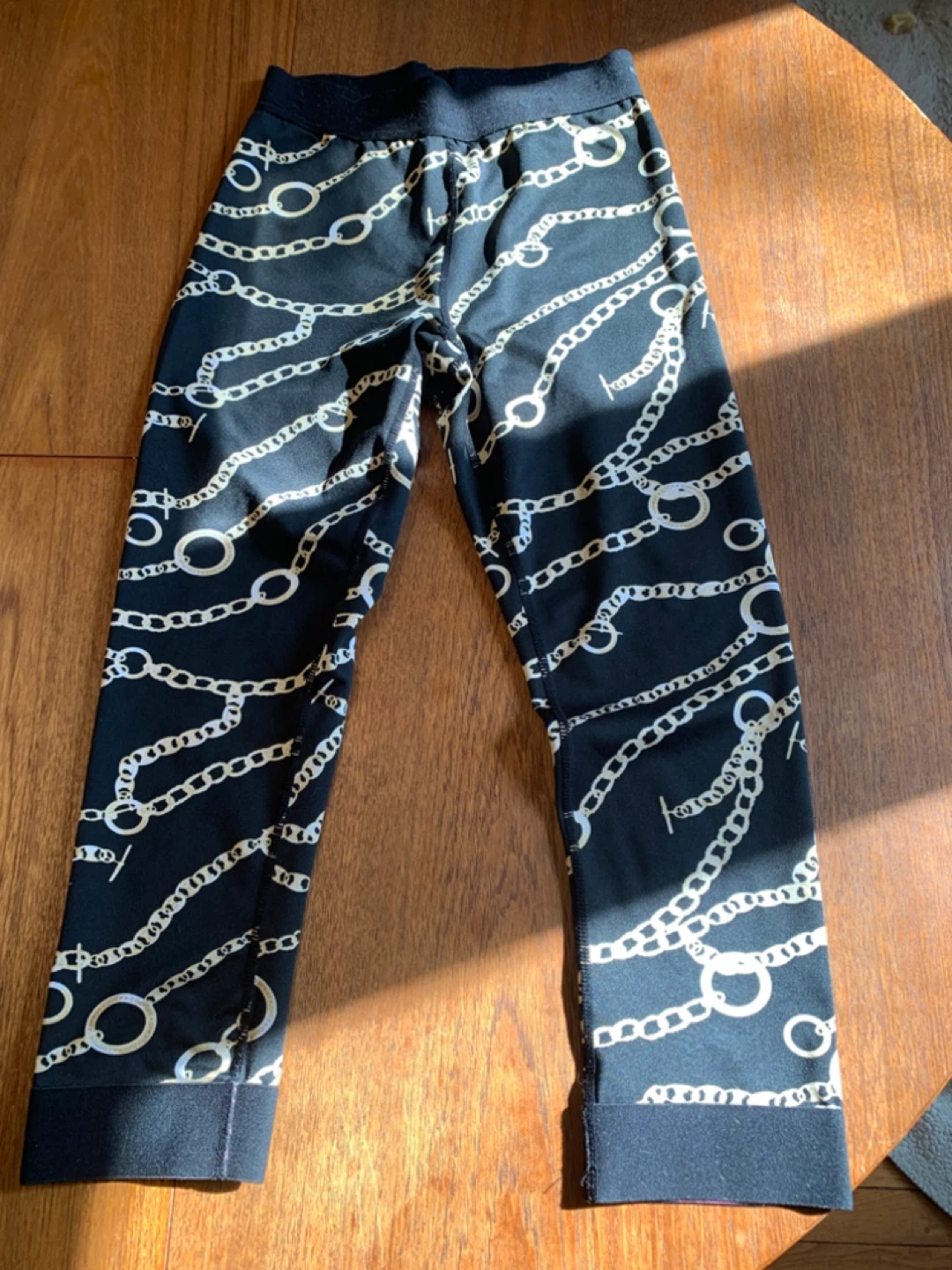 Juicy Couture Black and Gold Chain Print Leggings - photo 2
