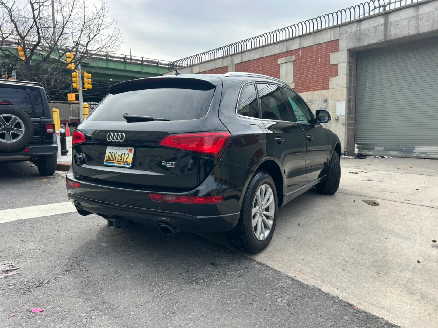 2014 Black Audi Q5 2.0T SUV - photo 3