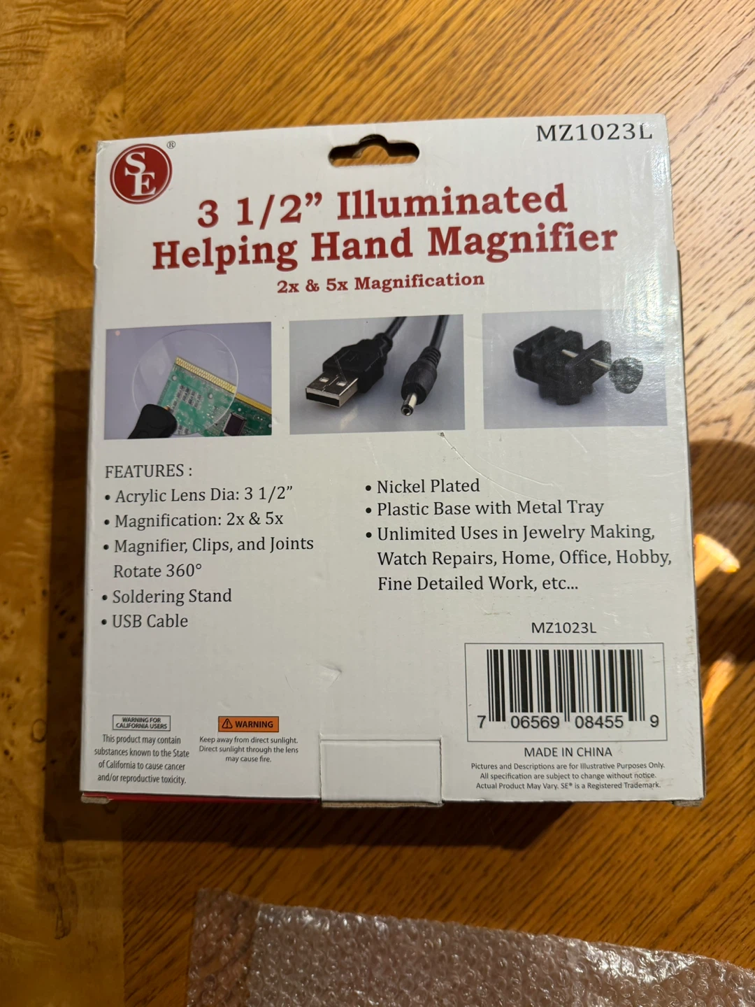SE 3 1/2" Illuminated Magnifier with 2x & 5x Magnification - photo 3