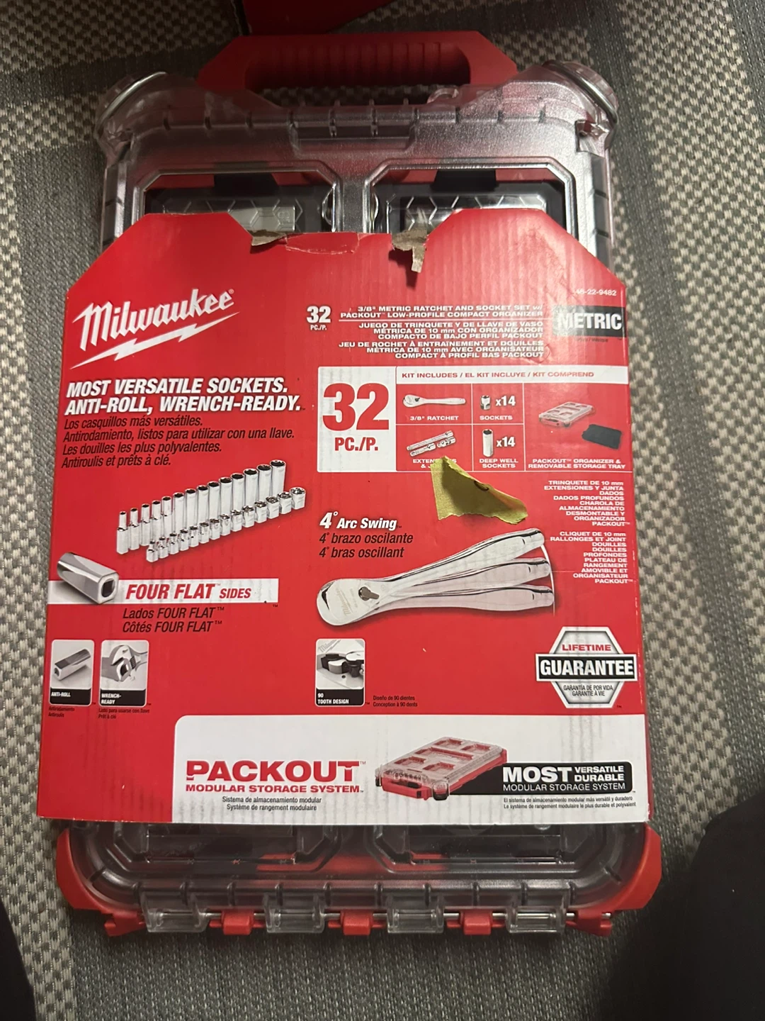 Milwaukee 32-Piece Metric Ratchet and Socket Set