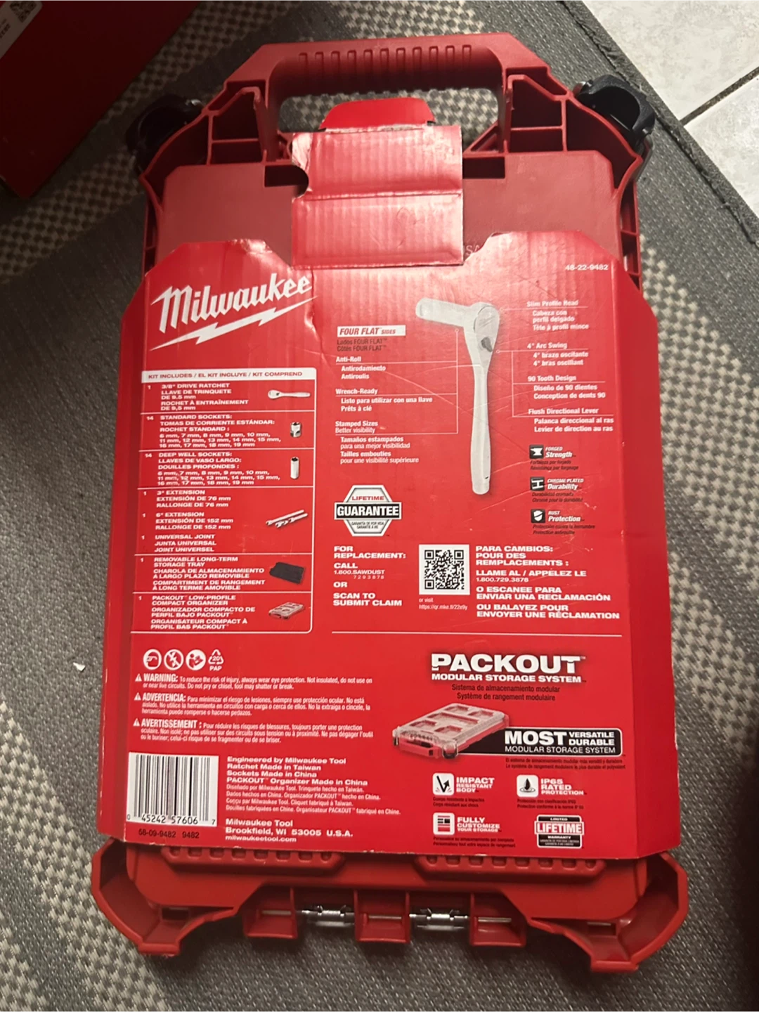 Milwaukee 32-Piece Metric Ratchet and Socket Set - photo 2