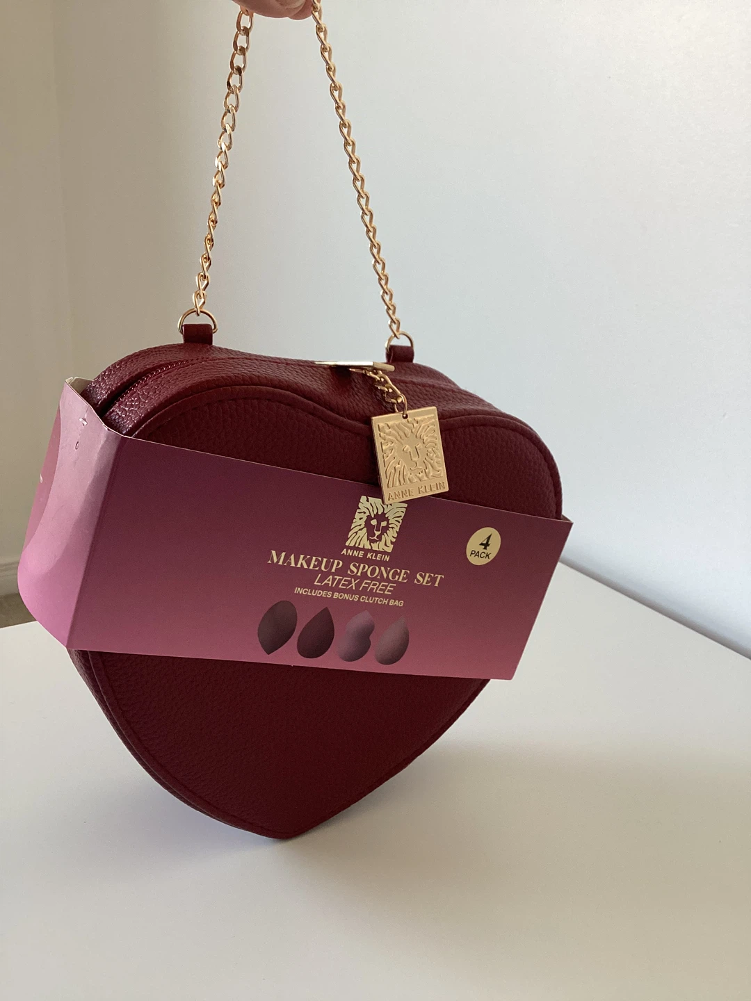 Anne Klein heart shaped Clutch Bag - photo 4